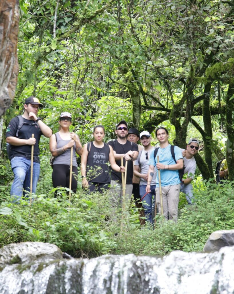 Caminata a Catarata Río Agres